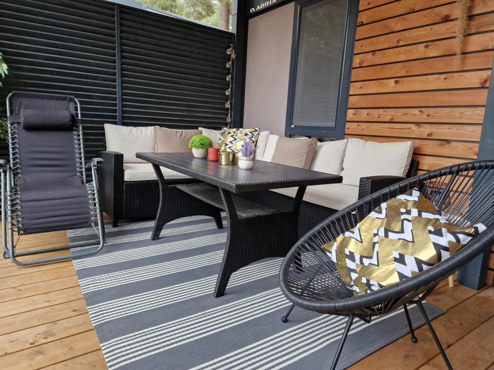 רוביני Mobile Home Kailani Nr 121, Camping Porton Biondi מראה חיצוני תמונה